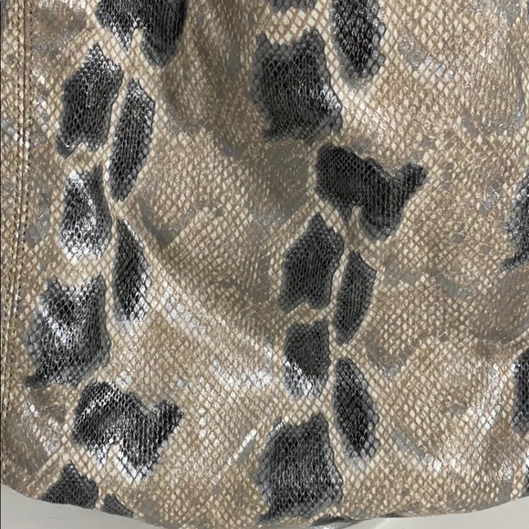 Bag - Picture 2 of 3